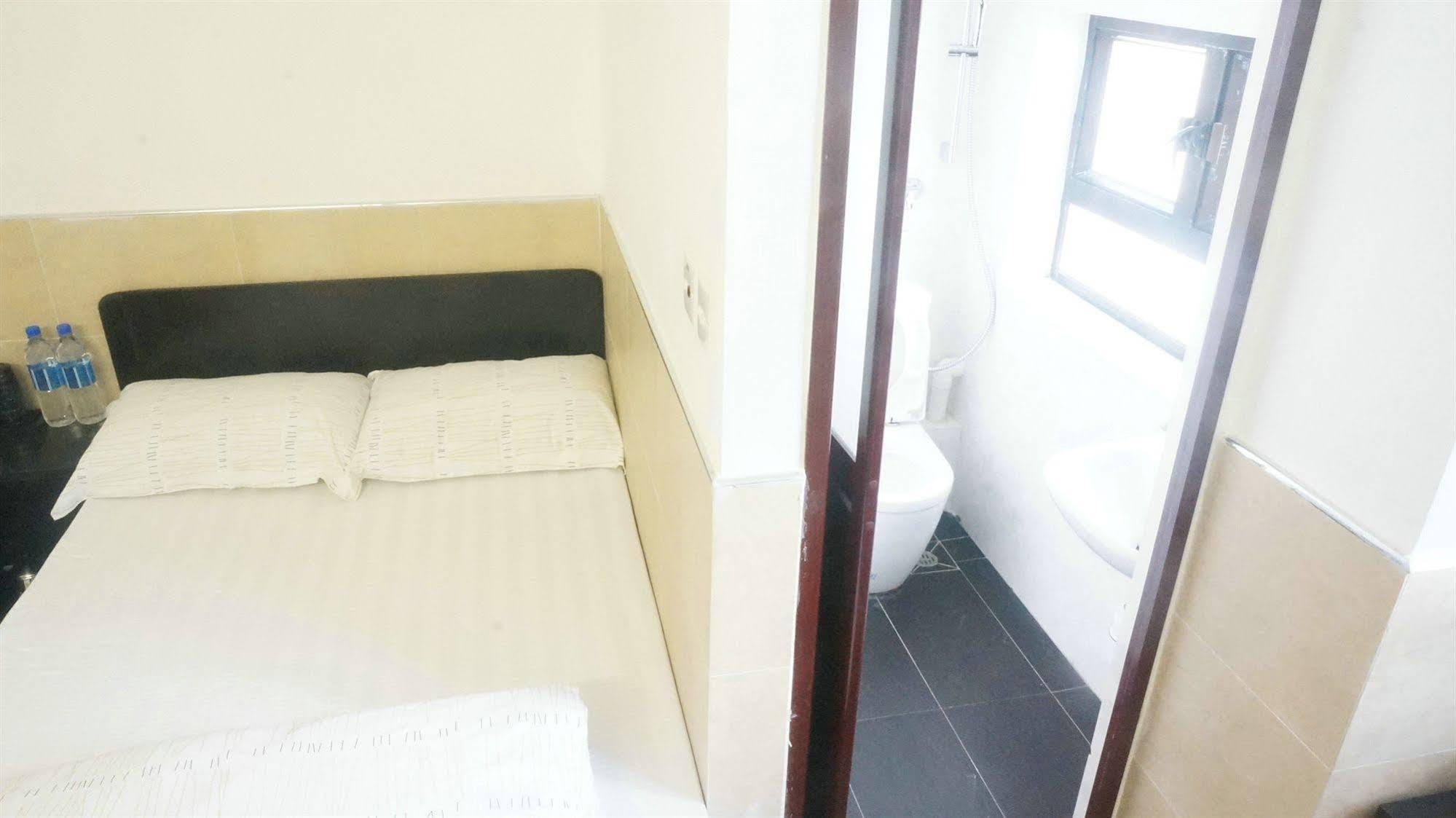 הונג קונג Kowloon Mongkok 1812 Guest House מראה חיצוני תמונה